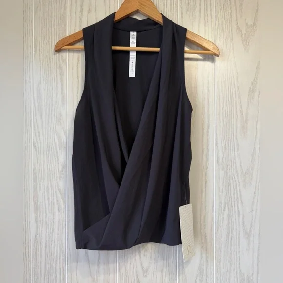 Lululemon Athletica Rollin’ With My Om’ies Black Tank Size 8 NWT - Picture 5 of 7